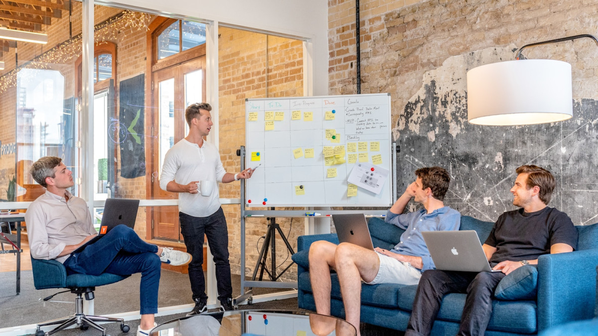 Customer Portal Development for B2B Accounts